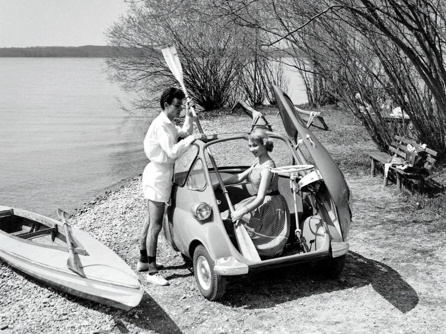  BMW Isetta 250 Bubble Window 1955 года  (фото 10 из 13)